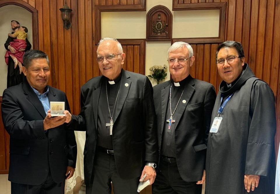 53° CONGRESO EUCARISTICO INTERNACIONAL VISITA AL ALBERGUE SAN JUAN DE DIOS, QUITO