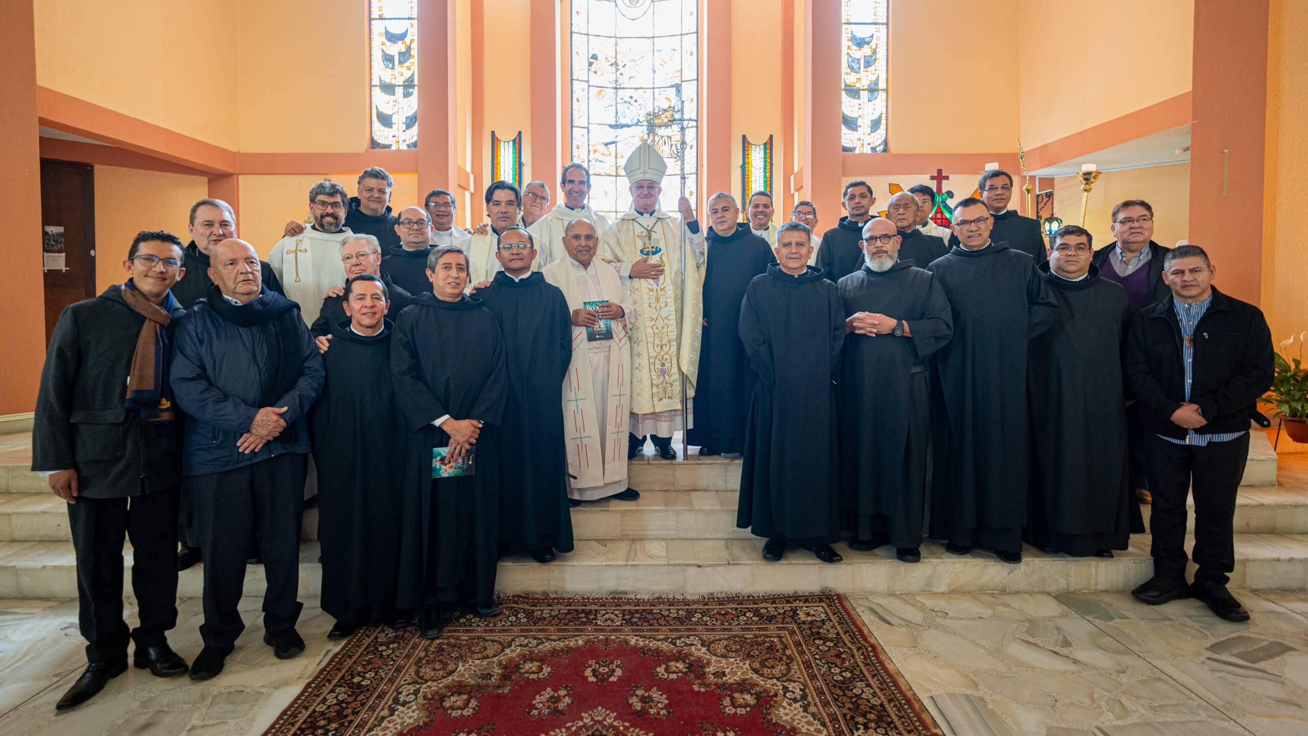 Celebración de los 25 años de Vida Consagrada del Hno. Simón Azpíroz, OH.